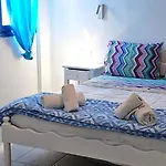 Pleasure Blackbeach Santorini 3* Perissa (Santorini)