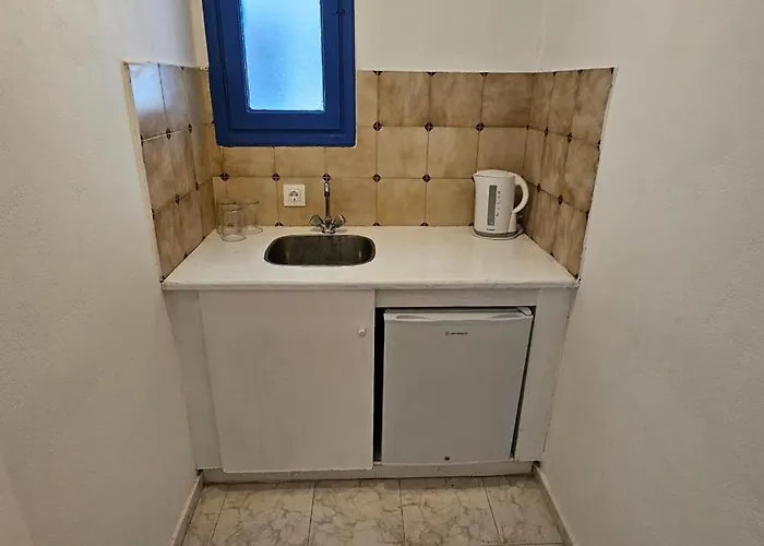 Pleasure Blackbeach Santorini