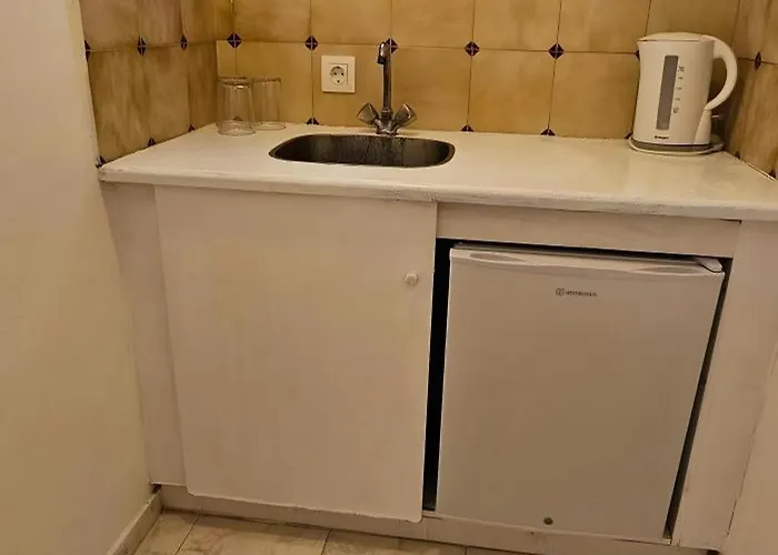 Pleasure Blackbeach Santorini 3*