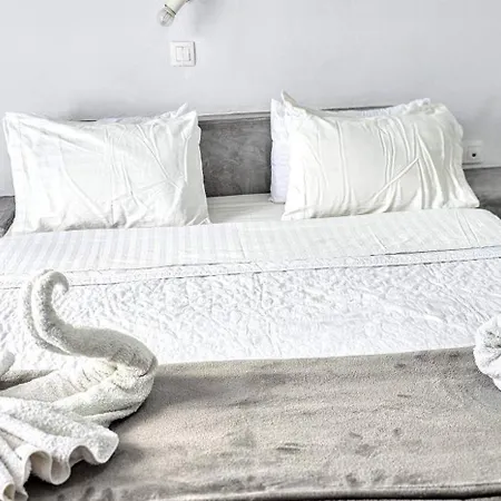 Pleasure Blackbeach Santorini Guest house 3*