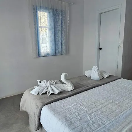 Pleasure Blackbeach Santorini 3* Perissa (Santorini)