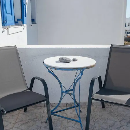 Pleasure Blackbeach Santorini 3*