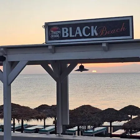 Pensjonat Pleasure Blackbeach Santorini