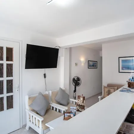 Pleasure Blackbeach Santorini 3* Perissa (Santorini)