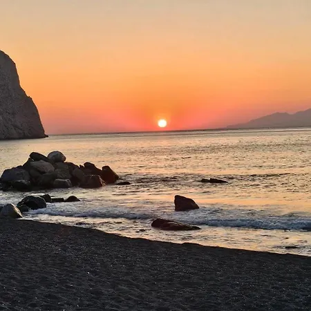 Pensjonat Pleasure Blackbeach Santorini