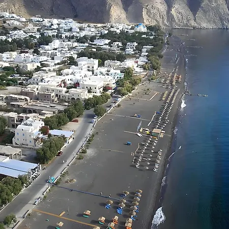 Pleasure Blackbeach Santorini 3*