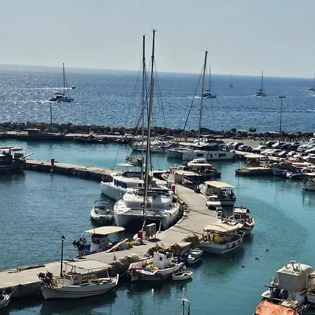 Pensjonat Pleasure Blackbeach Santorini 3*