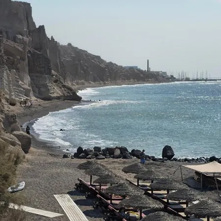 Pleasure Blackbeach Santorini 3*