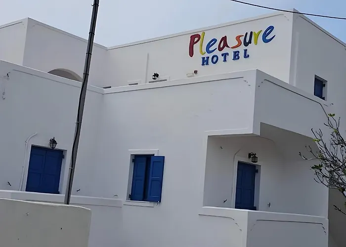 Pleasure Blackbeach Santorini Περίσσα