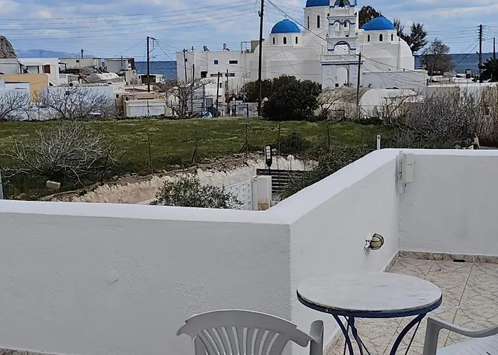 Pleasure Blackbeach Santorini Πανσιόν Περίσσα