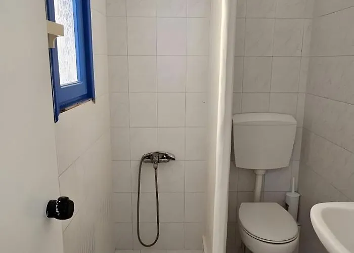 Πανσιόν Pleasure Blackbeach Santorini Περίσσα