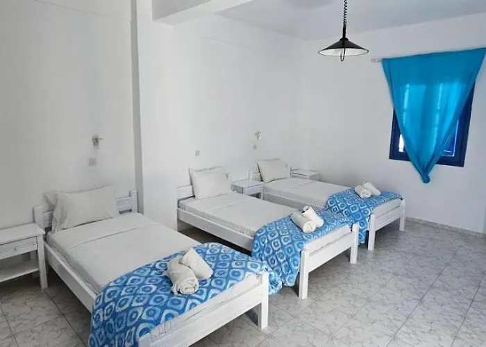 Pleasure Blackbeach Santorini 3*