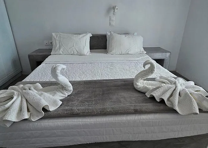 게스트하우스 Pleasure Blackbeach Santorini