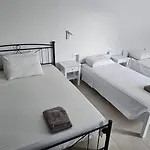 Gasthuis Pleasure Blackbeach Santorini 3*