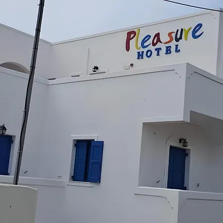 Pleasure Blackbeach Santorini Перисса