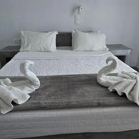 Гостевой дом Pleasure Blackbeach Santorini Перисса