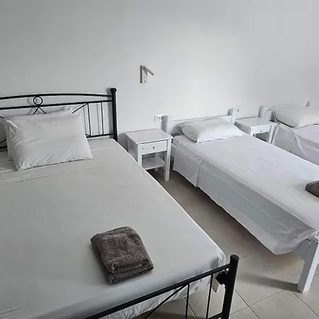 Pleasure Blackbeach Santorini Перисса