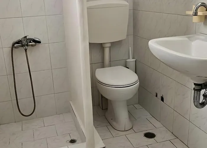 Pleasure Blackbeach Santorini ゲストハウス 3*