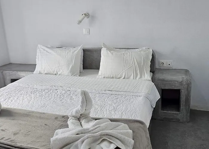 Pleasure Blackbeach Santorini 3* Perissa (Santorini)