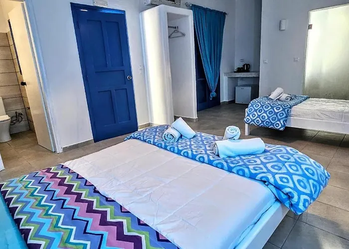 Pleasure Blackbeach Santorini