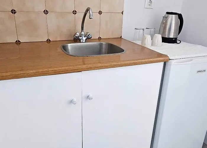 Konukevi Pleasure Blackbeach Santorini 3*